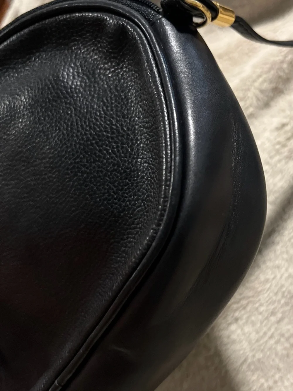 Gucci Vintage Black Leather Crossbody Bag